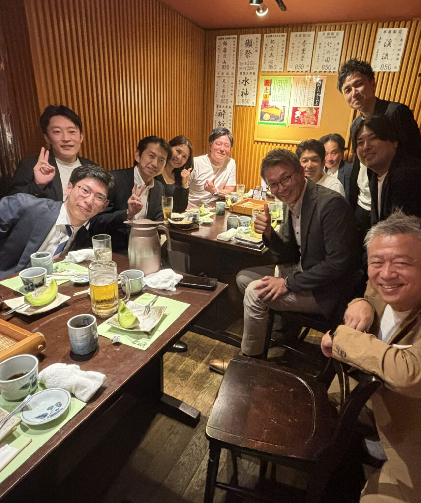 懇親会の様子