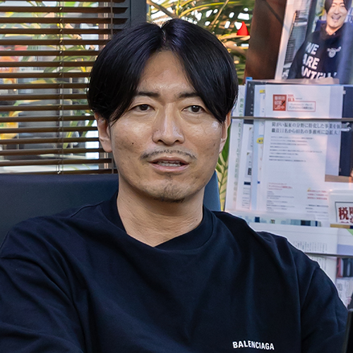 鳴海 佑亮氏