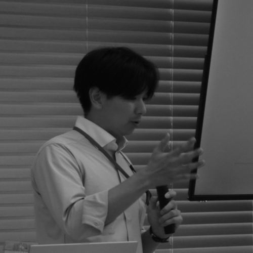 中道舜平氏