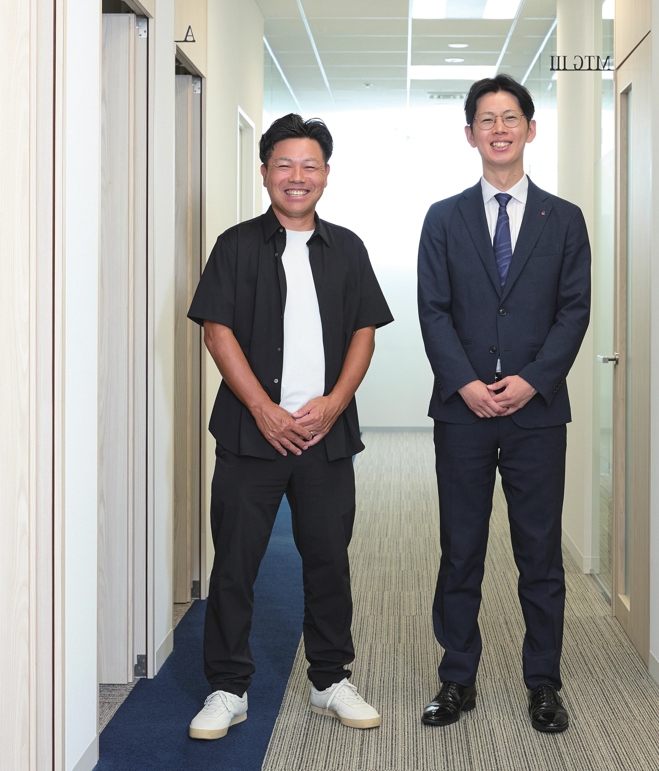 才木正之氏（左）と隣友也氏（右）