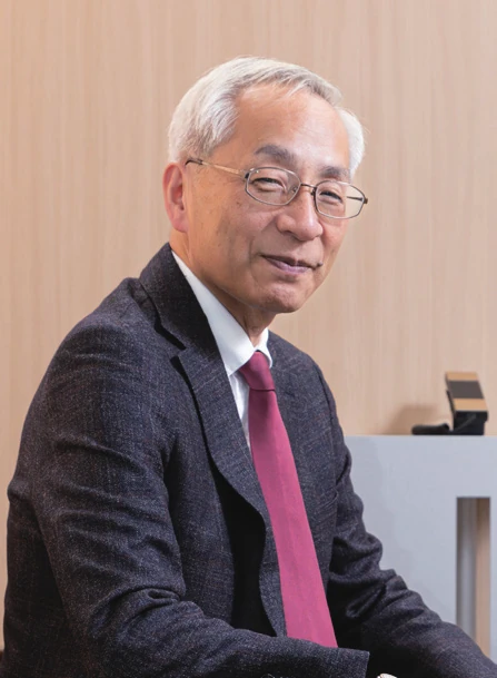 玉越賢治氏