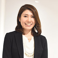 田辺 美香 氏